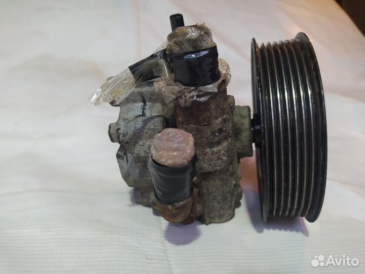 Насос гидроусилителя Тойота рав 4, 2003