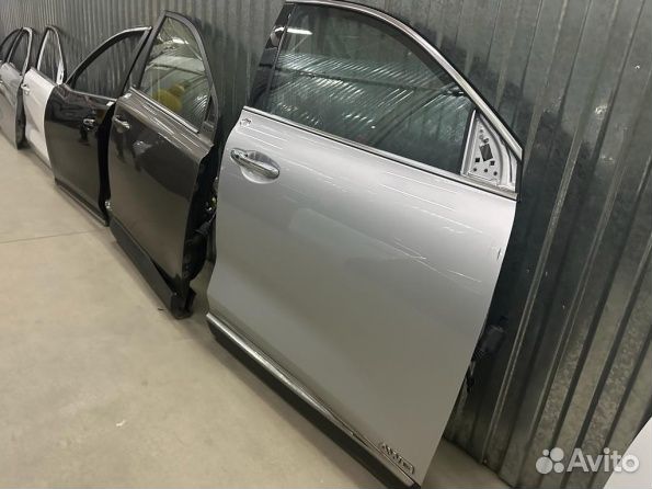 Передняя правая дверь Киа Соренто прайм