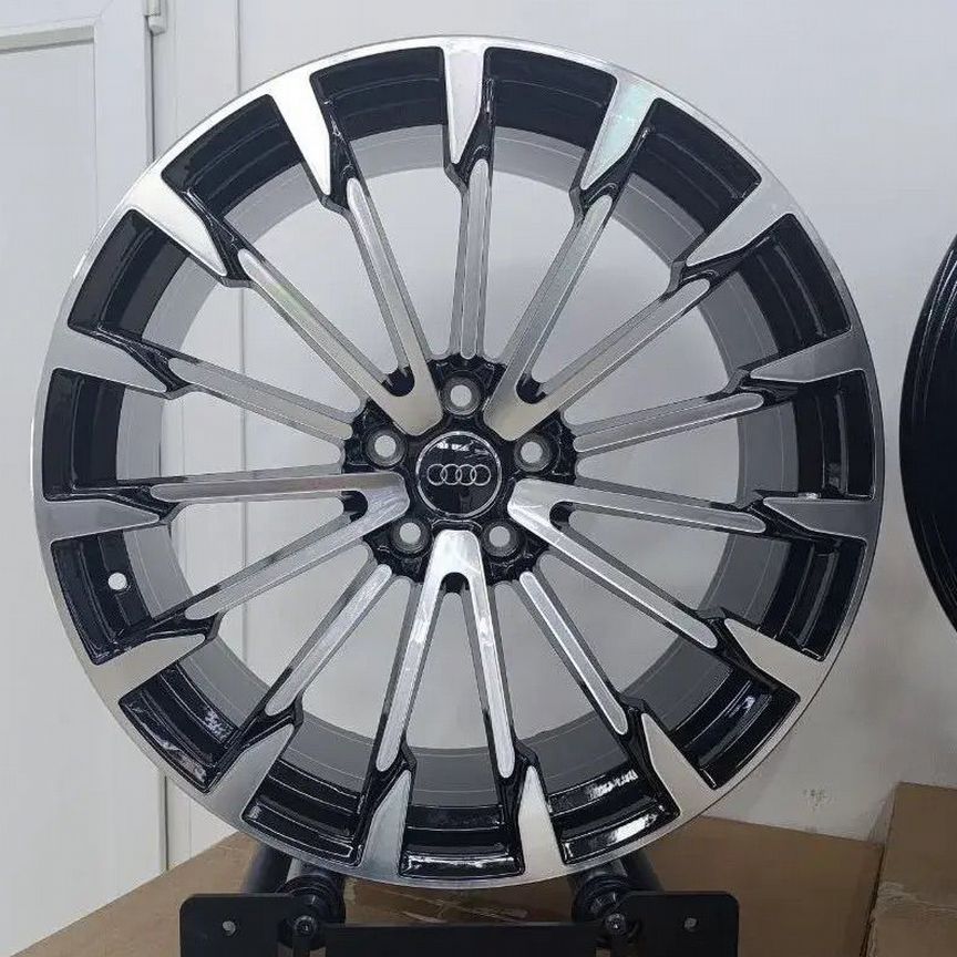 Литые диски Audi 8×R18 5×112