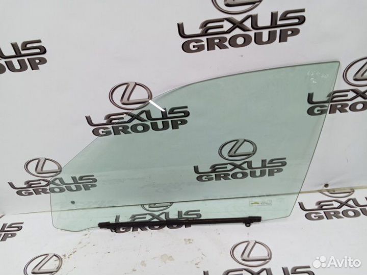 Стекло двери переднее левое Lexus Ls430 UCF30