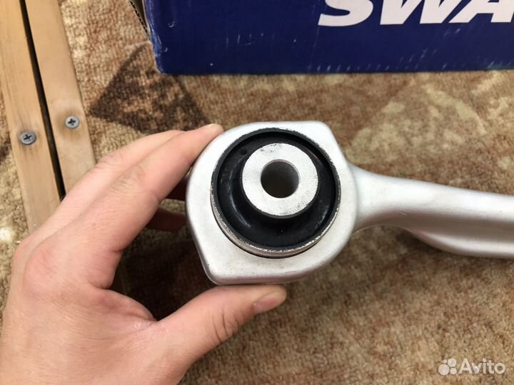 Рычаг передний нижний правый w204