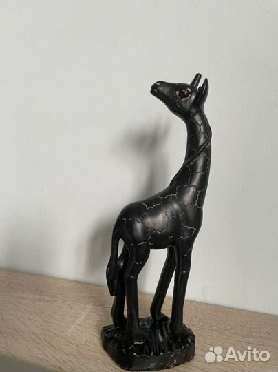 Жираф из полистоуна статуэтка из Африки