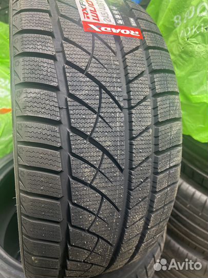 RoadX RX Frost WU02 245/40 R19 и 275/35 R19 100V