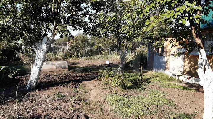 Дача 32,8 м² на участке 5,6 сот.