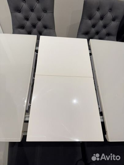 Кухонный стол стеклянный раздвижной