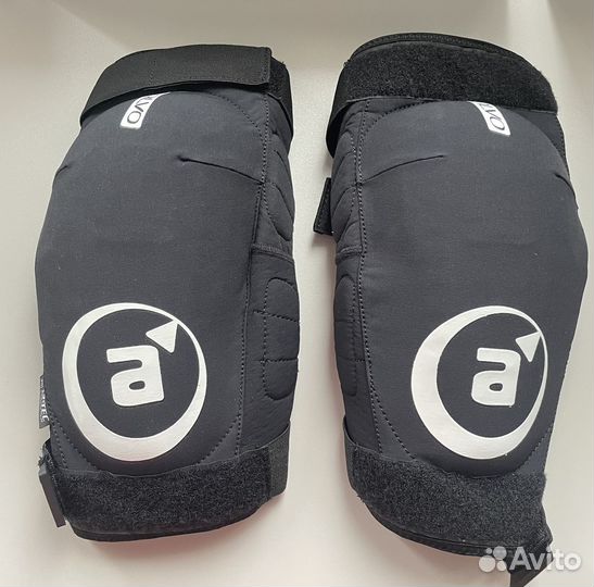 Наколенники для сноуборда