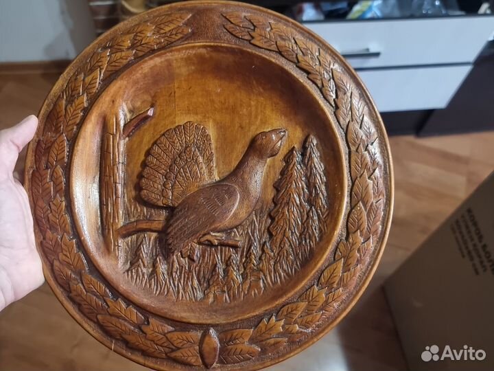 Резная картина тарелка глухарь