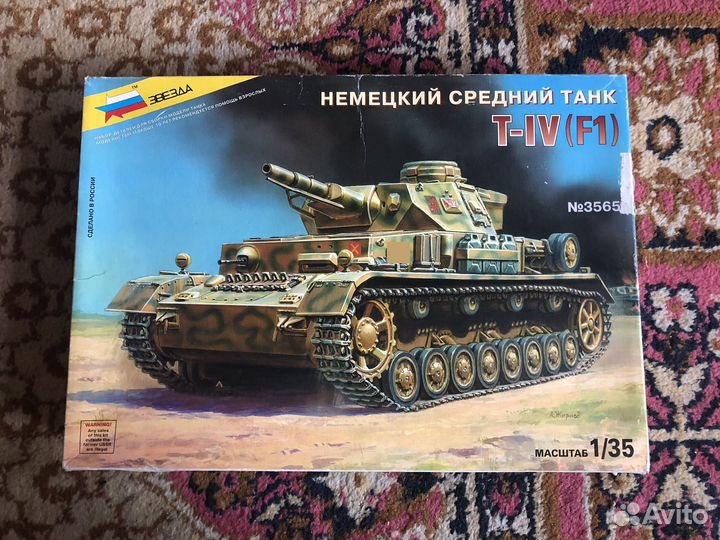Сборная модель танк T-IV F1 Звезда