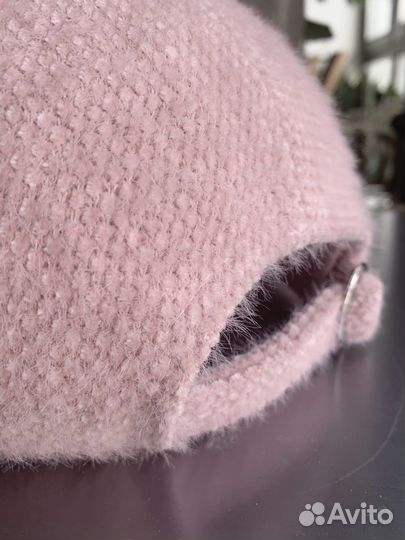 Бейсболка шерстяная с апликацией