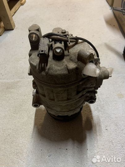 Компрессор кондиционера bmw