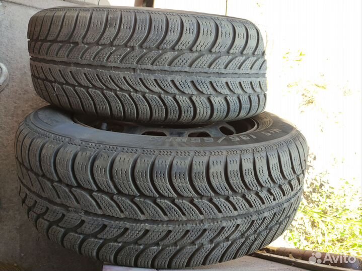 Колеса Октавия в сборе r15