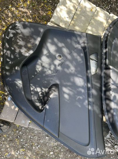 Дверные карты на hyundai solaris 2016