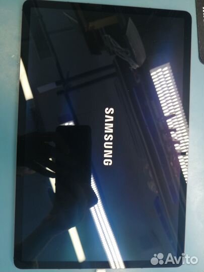 Продам дисплей на Samsung t970