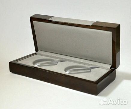 Футляр для 2 монет ячейка 48 мм дерево лак нубук