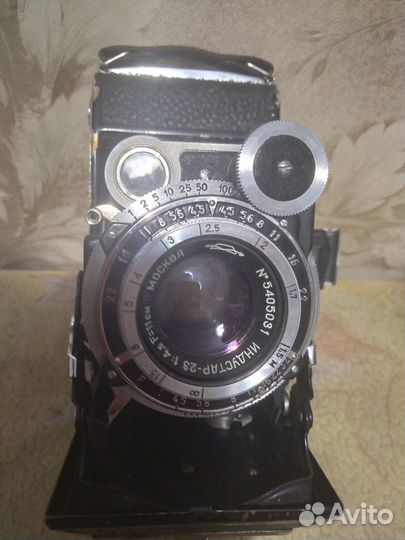 Пленочный фотоаппарат Москва-4 1954 год