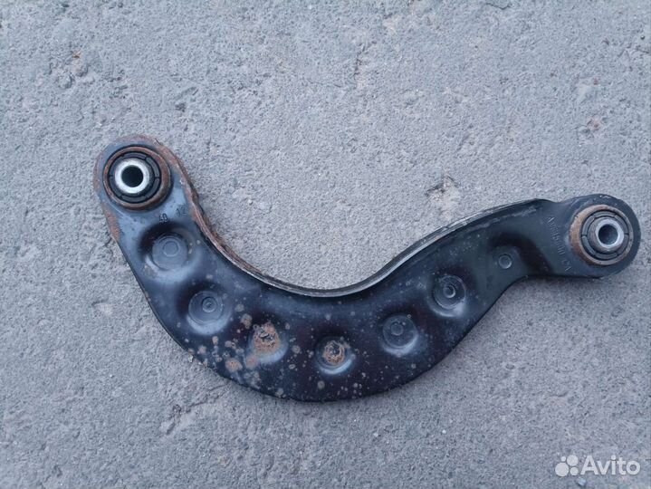 Рычаг задней подвески