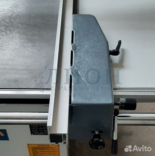 Форматно-раскроечный станок в наличии