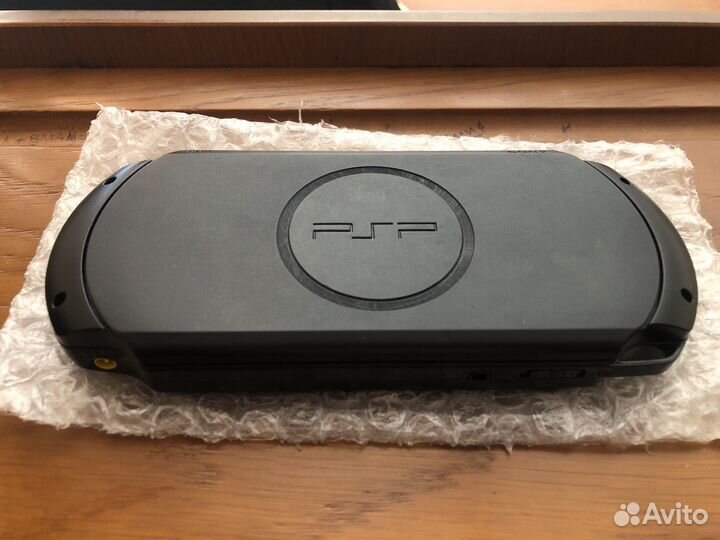 PSP E1008 street