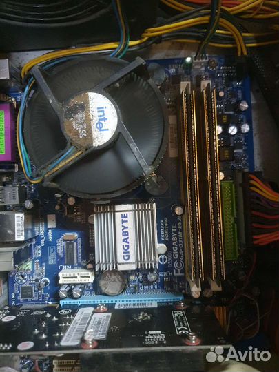 Материнская плата