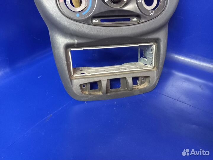 Накладка торпедо ваз (LADA) Kalina I (2004—2013)