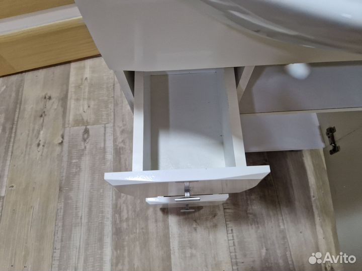 Тумба для ванной с раковиной бу