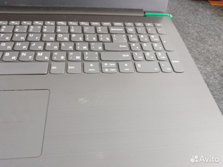 Lenovo ideapad 330-15AST