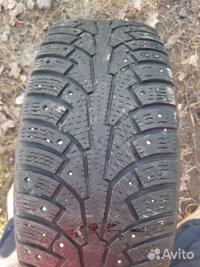 Nokian Tyres Hakkapeliitta 5 215/55 R17 98T