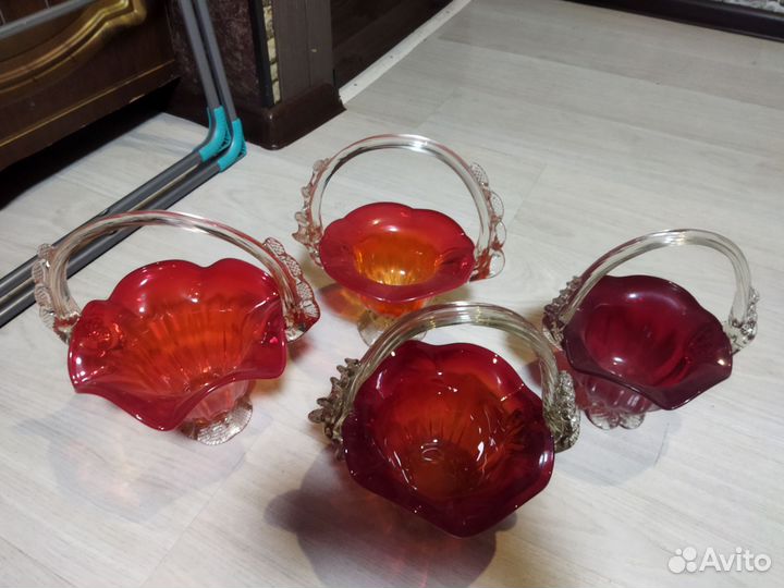 СССР конфетницы,ваза,стаканы,чайник, хрусталь