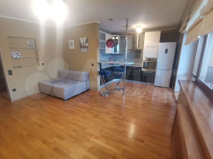 2-к. квартира, 50 м², 3/9 эт.