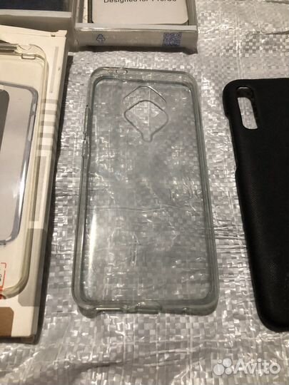 Чехлы для телефонов iPhone и прочие