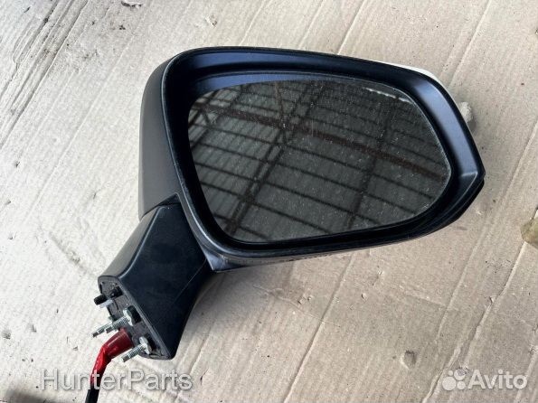 Тойота рав4 50 правое зеркало