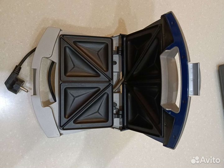 Бутербродница Clatronic ST 2402