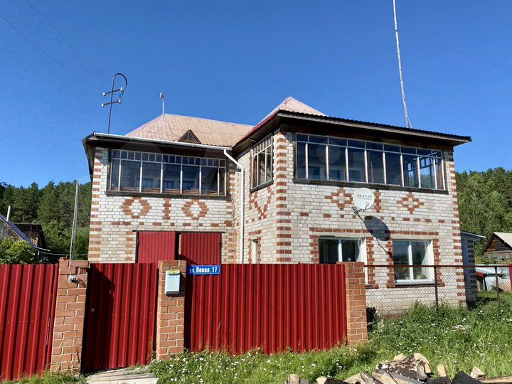 Дом 154 м² на участке 23 сот.