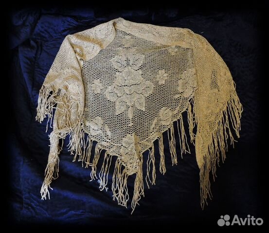 Шаль из золотистого люрекса ширина 160 высота 75