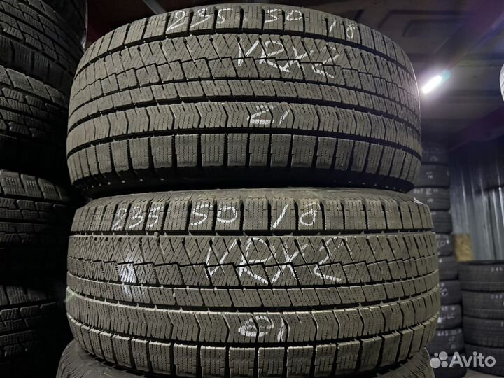 Bridgestone Blizzak VRX2 235/50 R18