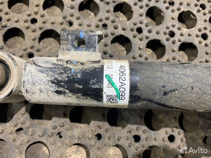 Стойка подвески передняя Mitsubishi L200 V