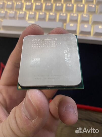 Процессор AMD Athlon II X2 220 Socket AM3, AM2+