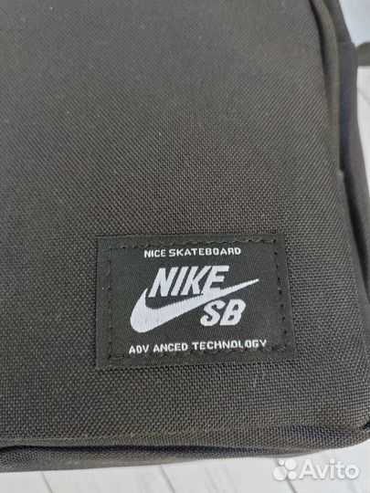 Сумка через плечо Nike SB