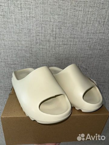 Сланцы,шлепанцы,тапки Adidas Yezzy Slide