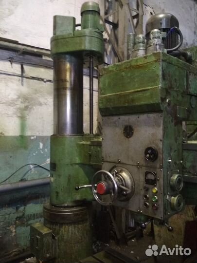 Радиально-сверлильный станок 2м55