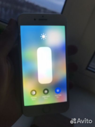 iPhone 8, 64 ГБ