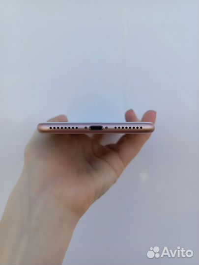 iPhone 8 Plus, 64 ГБ