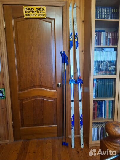 Беговые лыжи atomic