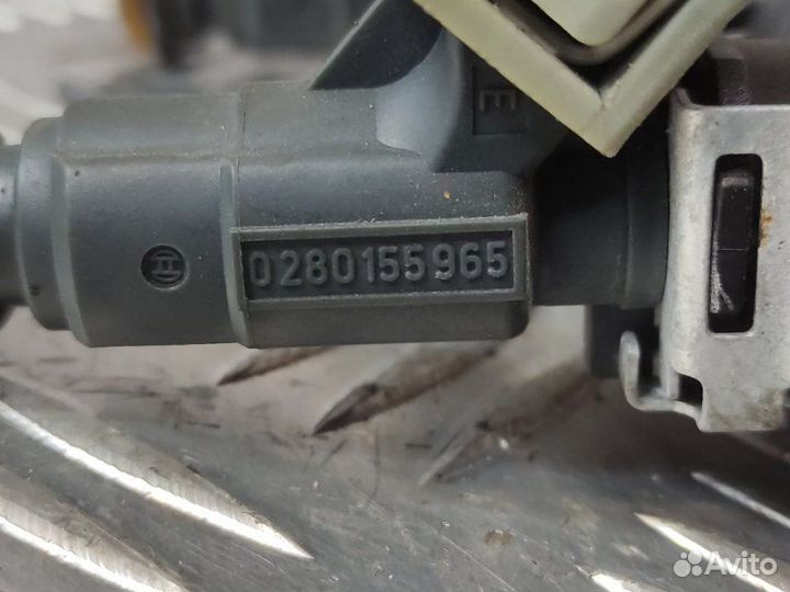 Топливная рампа Opel Corsa 1.2 Z12XE 2003