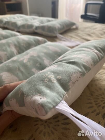 Бортики в детскую кроватку в отличном состоянии