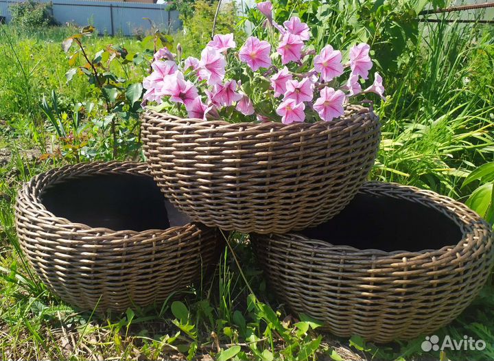 Кашпо уличное