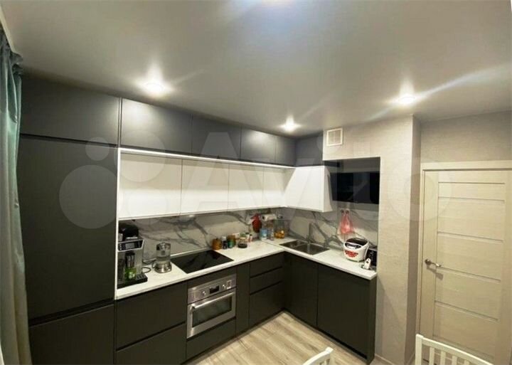 2-к. квартира, 54 м², 12/17 эт.