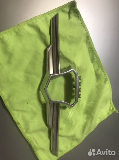 Эмблема га капот газ21