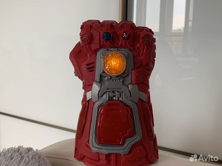 Игрушка. Marvel. Новая Перчатка бесконечности