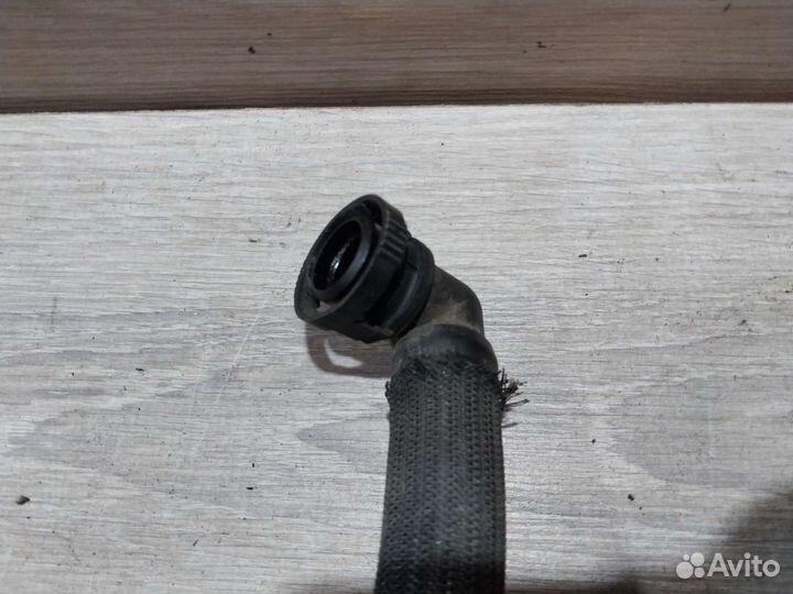 Трубка картерных газов Peugeot 308